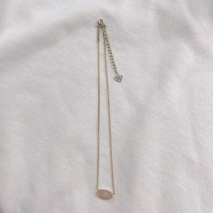 Kendra Scott necklace